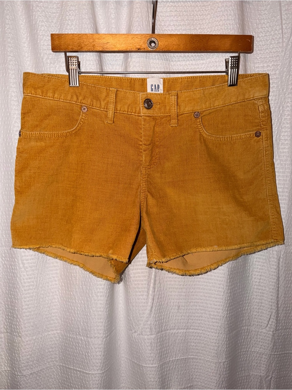 GAP Mustard Yellow Corduroy Fringe Shorts Size 8 Boho Gold Festival Raw Hem 5-Pk